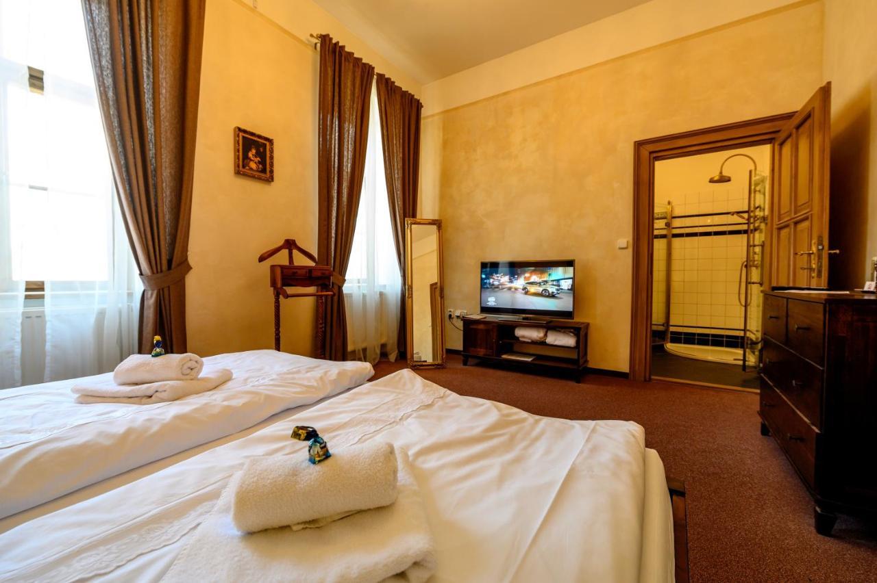 Hotel Na Zamecku Usti nad Orlici Exterior photo