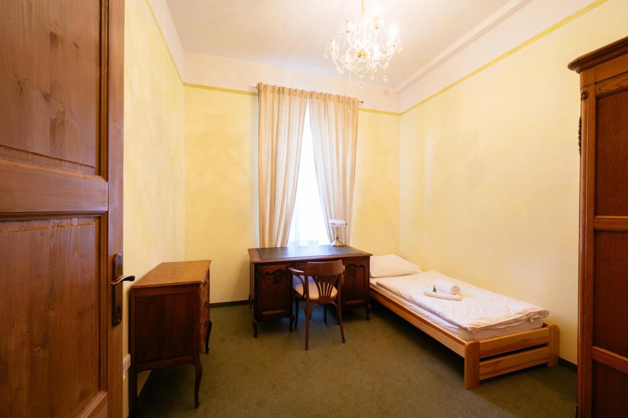 Hotel Na Zamecku Usti nad Orlici Exterior photo